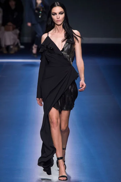 Look 53
